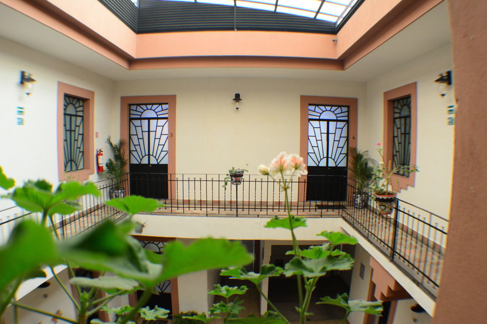 Hotel Del Capitan De Puebla Exterior photo